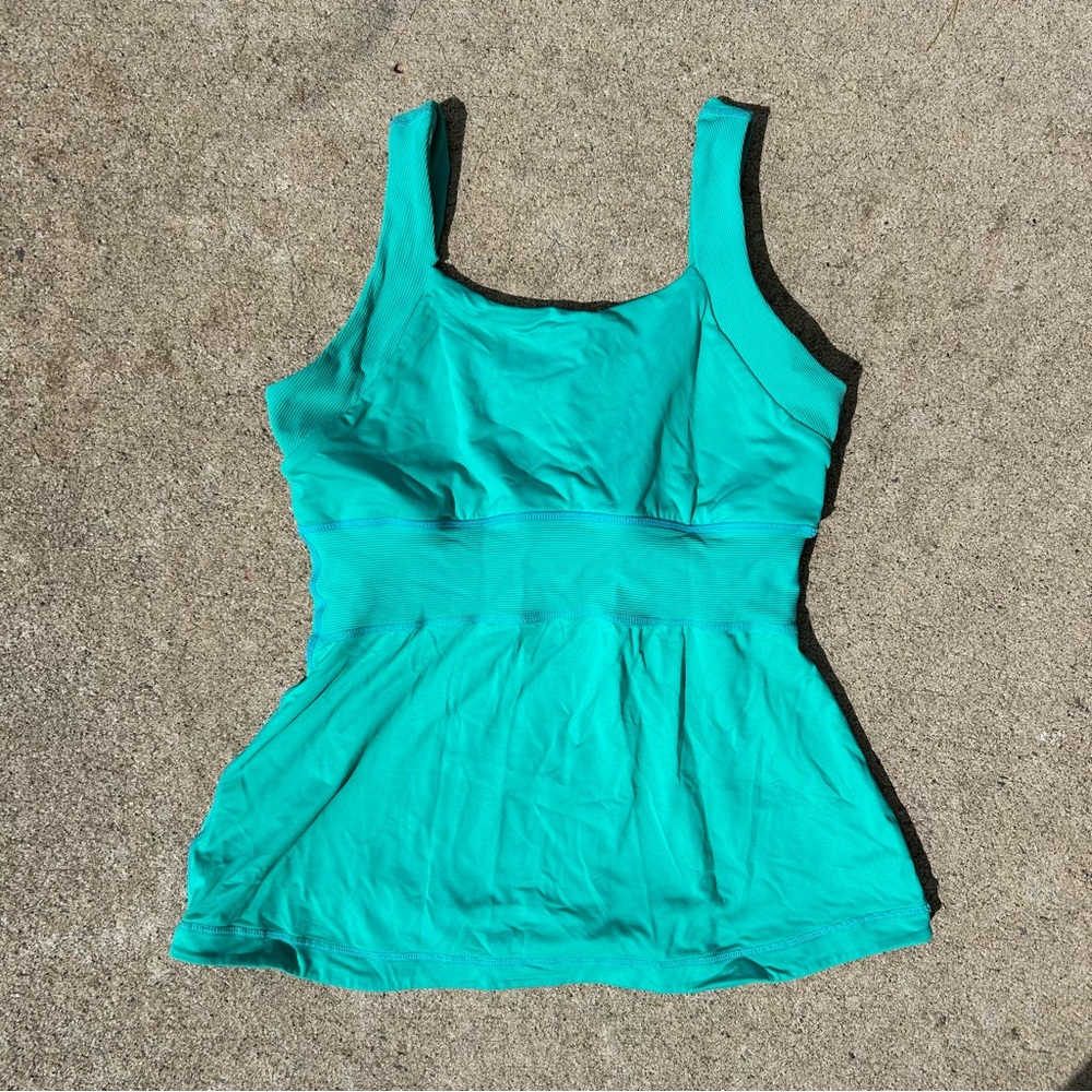 Lululemon blue baby doll built-in bra tank top no padding